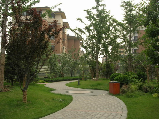 2008社會(huì)精品工程之萬(wàn)城華府1?、2?地園林景觀工程