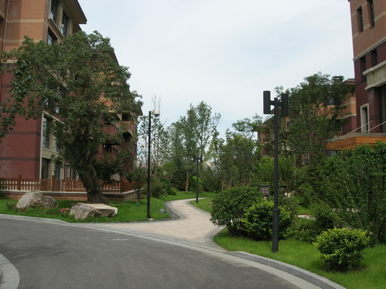 2008社會精品工程之萬城華府1?、2?地園林景觀工程