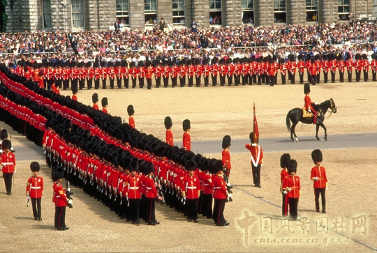 英國皇家騎兵衛(wèi)隊(duì)閱兵場(chǎng) 中國風(fēng)景園林網(wǎng)