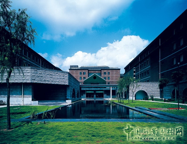 深圳平安金融大學(xué) 景觀設(shè)計 何小強 設(shè)計師 中國風(fēng)景園林網(wǎng)