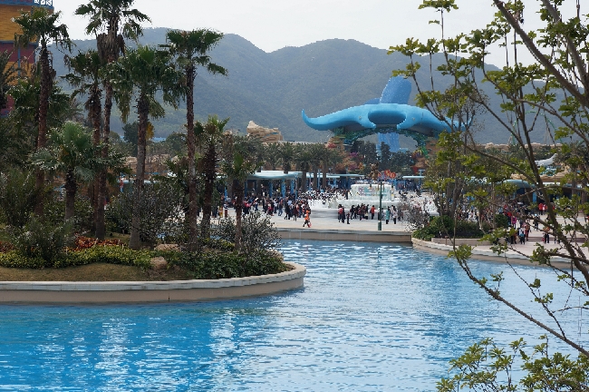 圖為集教育、娛樂、休閑于一身的長隆海洋王國