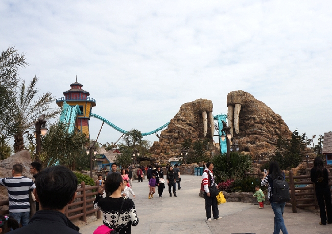 圖為長隆海洋王國中的海象城堡。