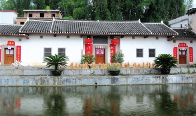 萬慶良落馬 城建項目 工程貪污 政績工程