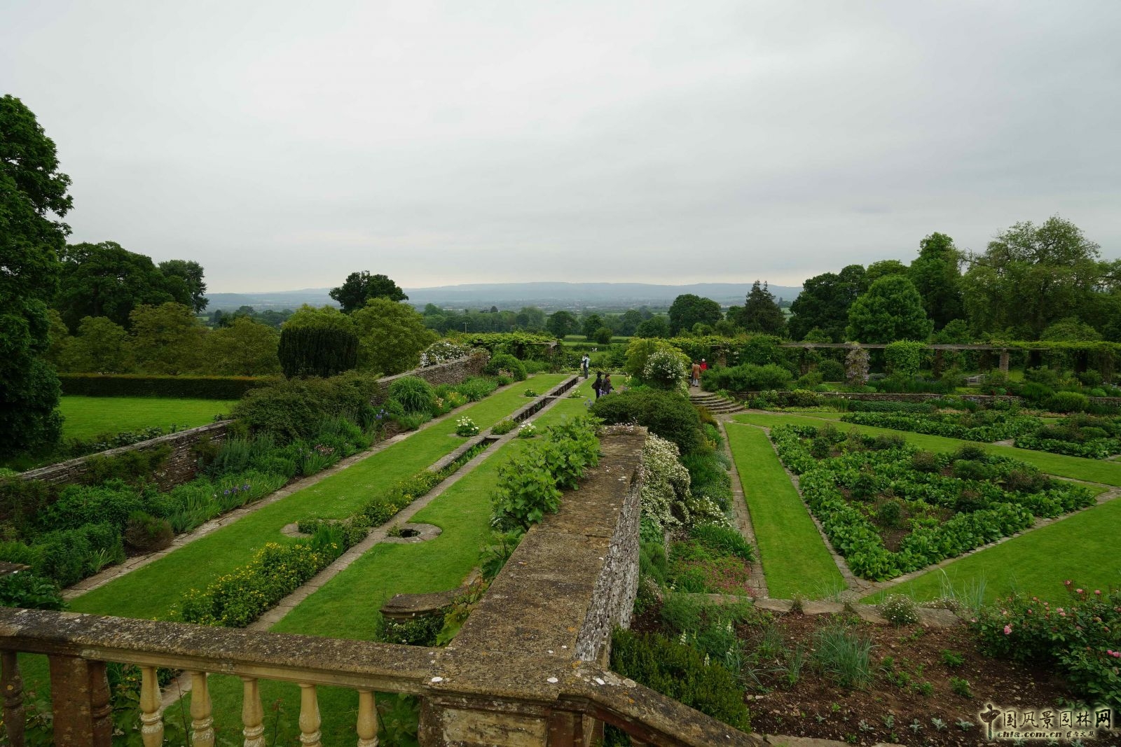 俯拾皆是“杰基爾Style”——英國赫斯特庫姆花園