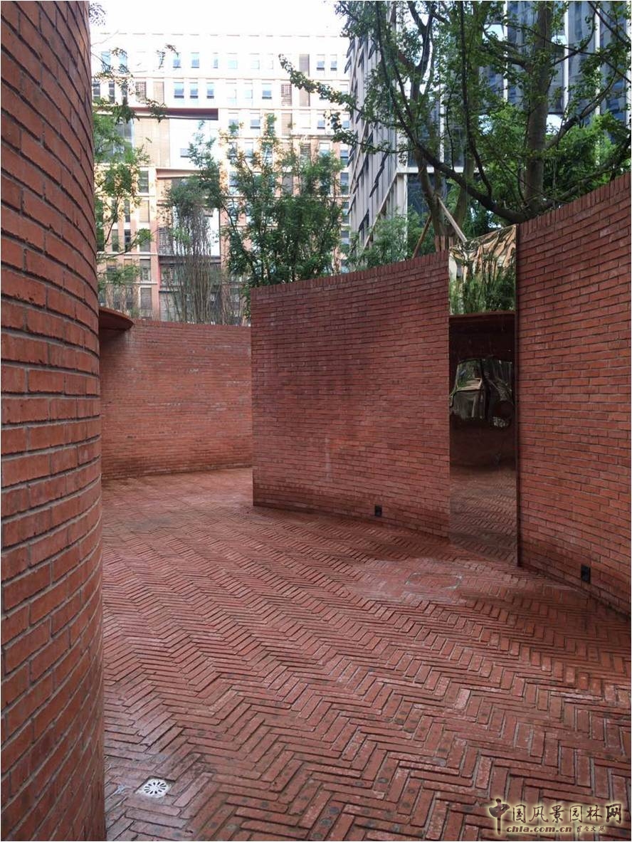 2016園冶杯專業(yè)獎(jiǎng)參賽項(xiàng)目:常青藤C城報(bào)業(yè)產(chǎn)業(yè)園