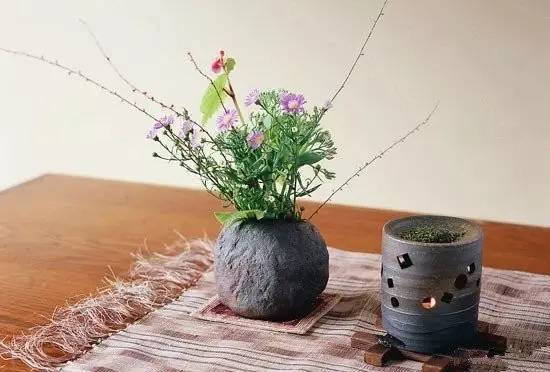 東方插花三大原則，構(gòu)圖表現(xiàn)形式和十三要訣