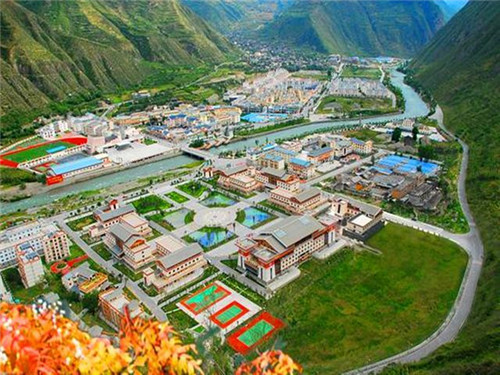 四川旅游最強(qiáng)縣 孕育出中國最美水景