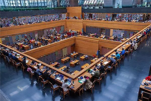 公共圖書館開放閱覽空間形態設計研究