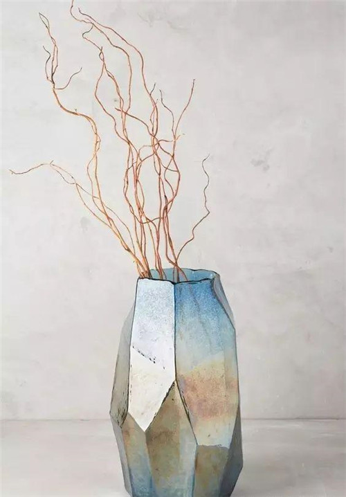 這樣插花,即使花謝了屋子依然會很美