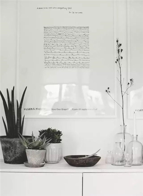 這樣插花,即使花謝了屋子依然會很美