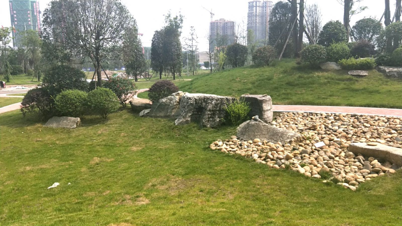 園冶杯專業(yè)獎(jiǎng)：資陽(yáng)高新區(qū)中韓創(chuàng)新創(chuàng)業(yè)園資陽(yáng)基地華西牙科產(chǎn)業(yè)園景觀工程