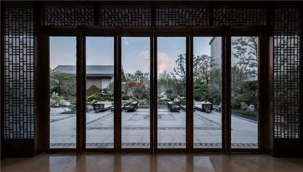 佛山弘陽(yáng)博愛湖一號(hào)展示區(qū)