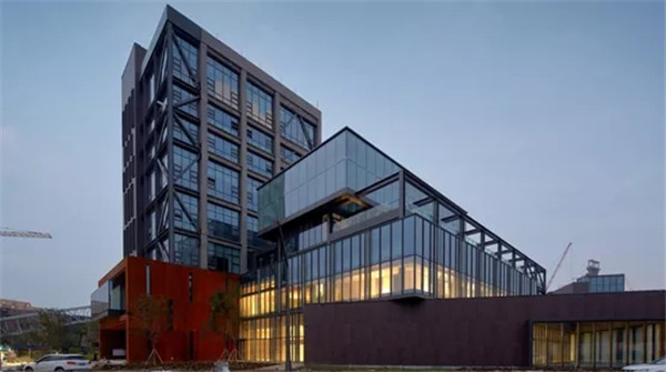 對話大師 | 朱育帆、薄宏濤、白祖華深度對話彼得·拉茨