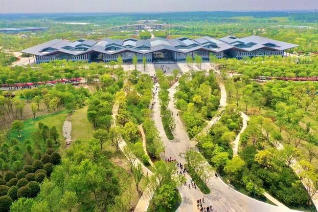 第十屆花博會開幕在即 一抹抹“中國紅”成園區最亮底色