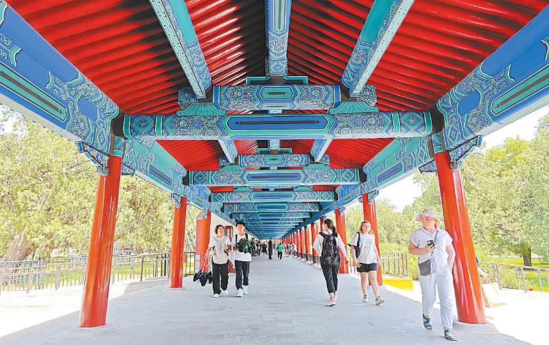 天壇公園長廊完成修繕恢復開放 再現(xiàn)“七十二連房”官式彩畫