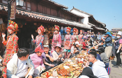 吃美食看美景拉消費(fèi) 尋味之旅催生新機(jī)遇