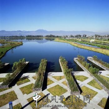 馬里奧?謝赫楠作品(四)：霍奇米爾科公園(圖)