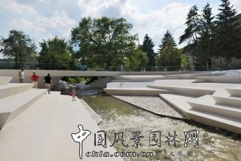 斯洛文尼亞韋萊涅Promenada城市中心廣場(chǎng)景觀設(shè)計(jì)