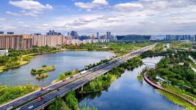 謹防走偏，建“公園城市”要新要美要科學